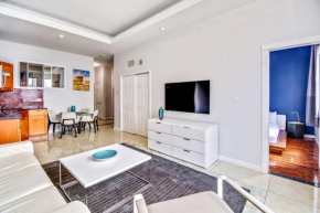 Escape to a 2BD Apartment in the heart of the City